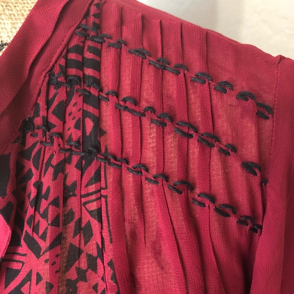 Lucky Brand Red Long Sleeve Sheer Blouse Size M - Picture 5 of 7